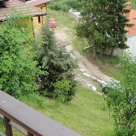 Хотел Tihiqt Kat *