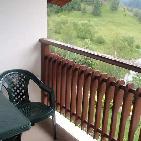 Хотел Tihiqt Kat