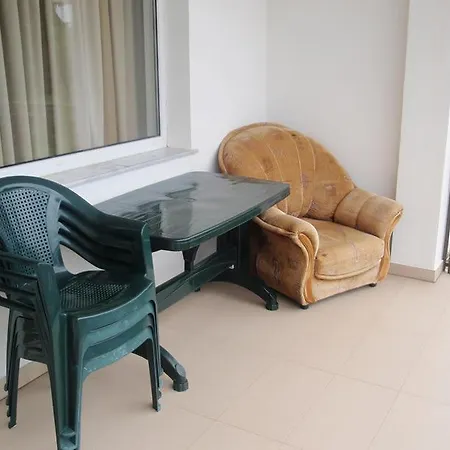 Tihiqt Kat Хотел Доспат