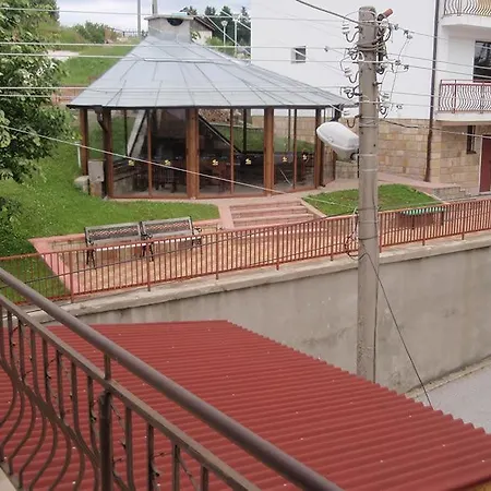 Tihiqt Kat Хотел Доспат